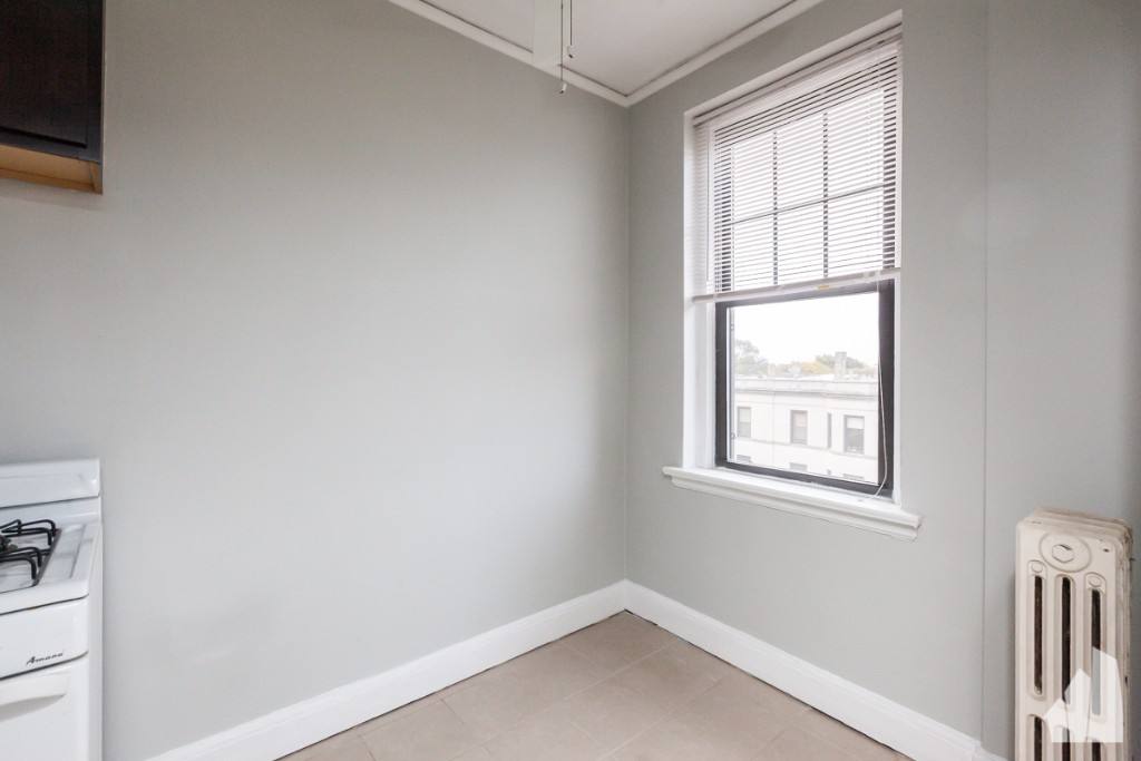 Apartment for rent at 3831 N Fremont St #318, Chicago, IL 60613