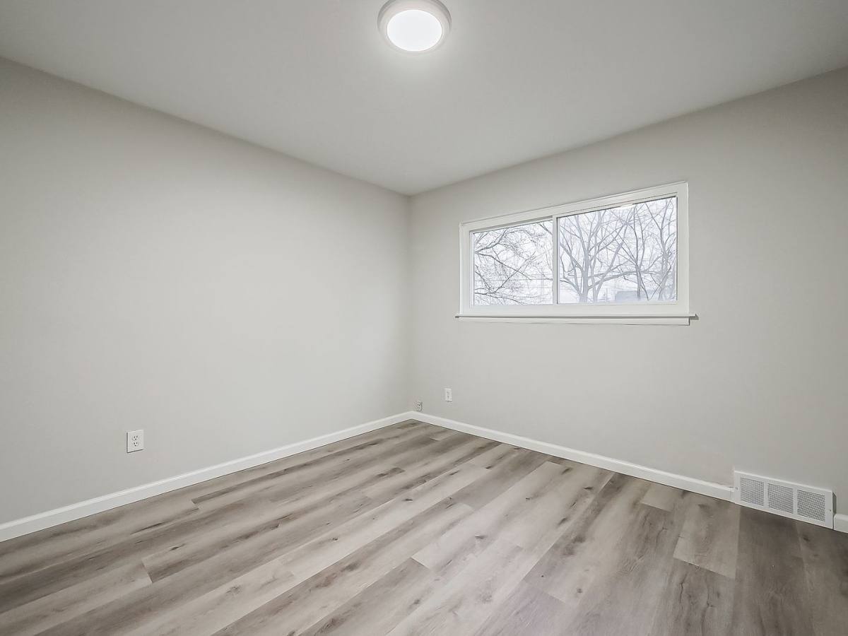 House for rent at 536 Emerson Ave, Pontiac, MI 48342