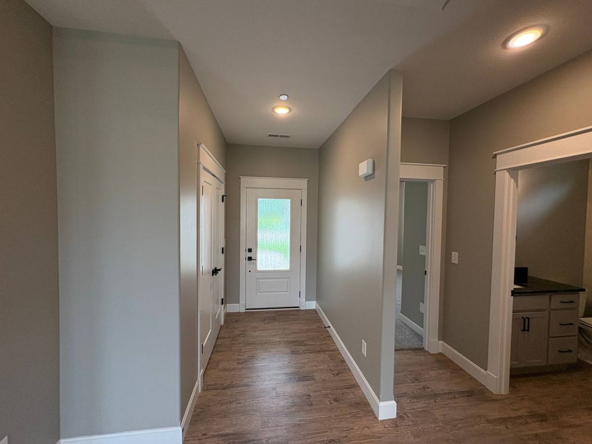 House for rent at 4916 Plumthicket Dr, Manhattan, KS 66503