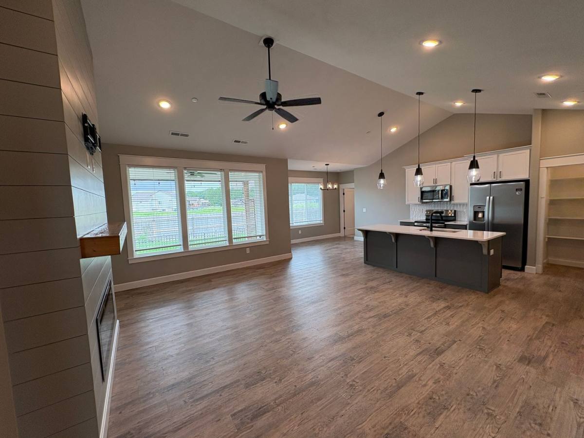 House for rent at 4916 Plumthicket Dr, Manhattan, KS 66503