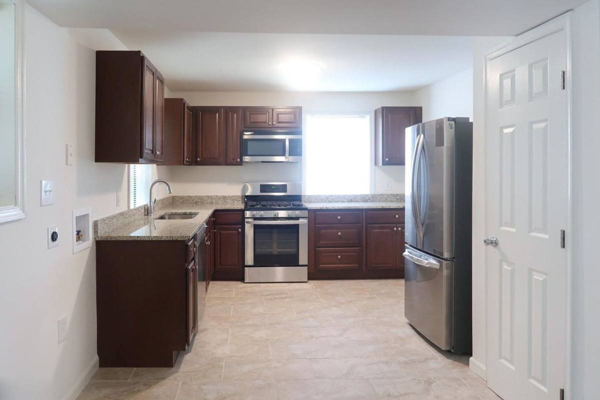 Apartment for rent at 3281 15th Place SE #201, Washington, DC 20020