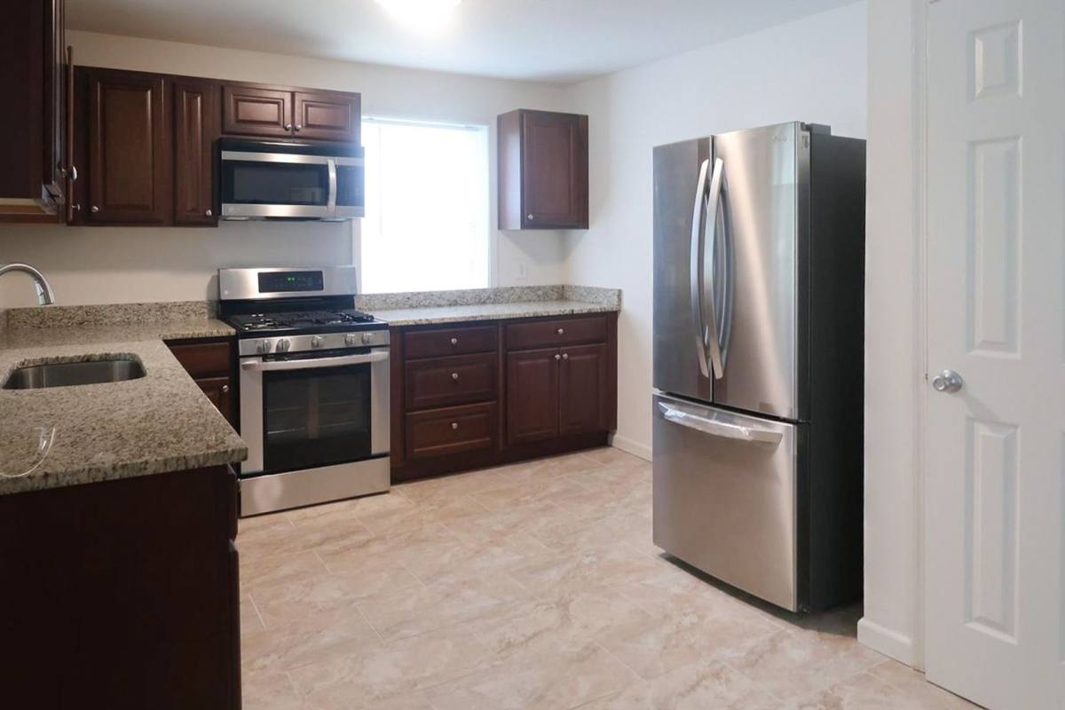 Apartment for rent at 3281 15th Place SE #201, Washington, DC 20020