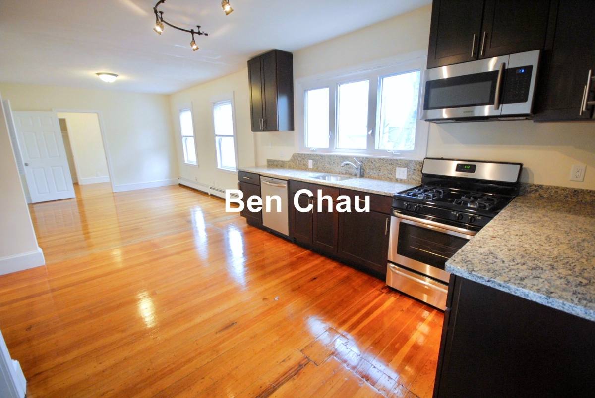 House for rent at 15 Taylor St #1B, Medford, MA 02155
