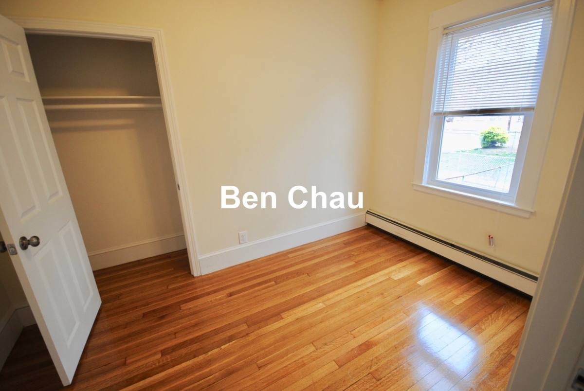 House for rent at 15 Taylor St #1B, Medford, MA 02155