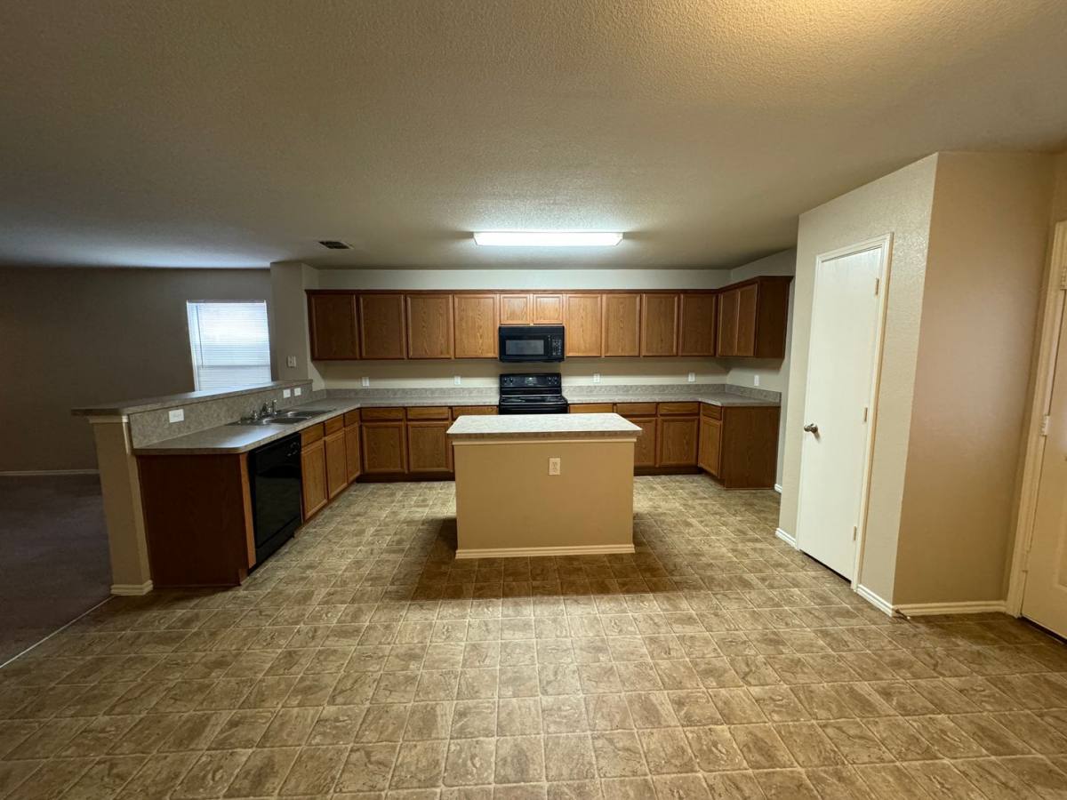 House for rent at 4642 Elm Point Dr, Balch Springs, TX 75180