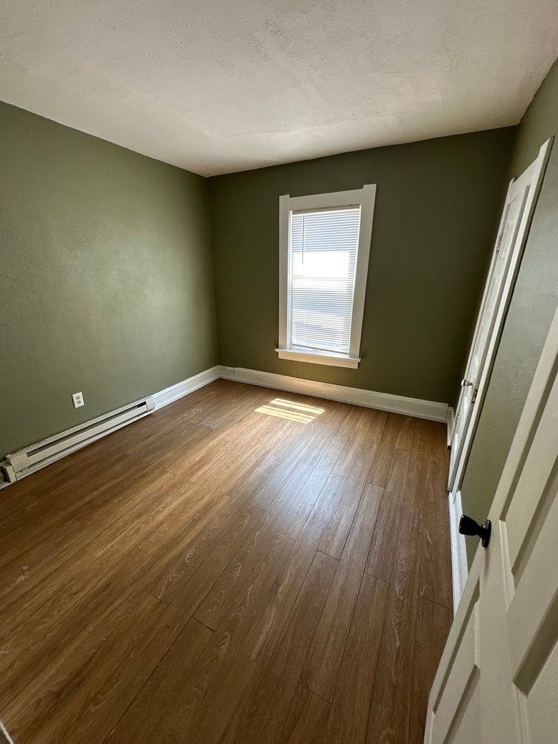 House for rent at 523 Nicholas St, Toledo, OH 43609