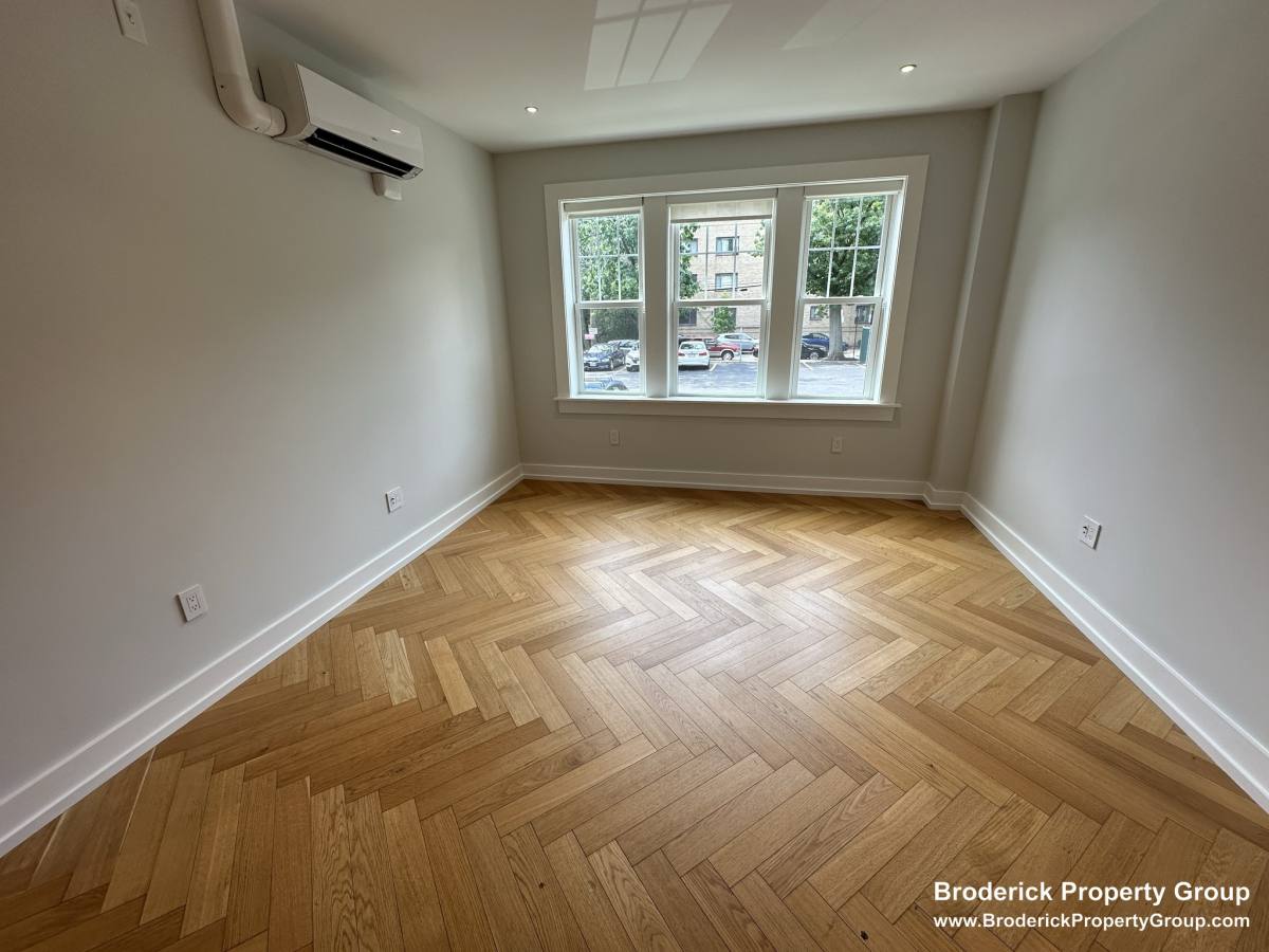 Apartment for rent at 16 Forest St #4, Cambridge, MA 02140