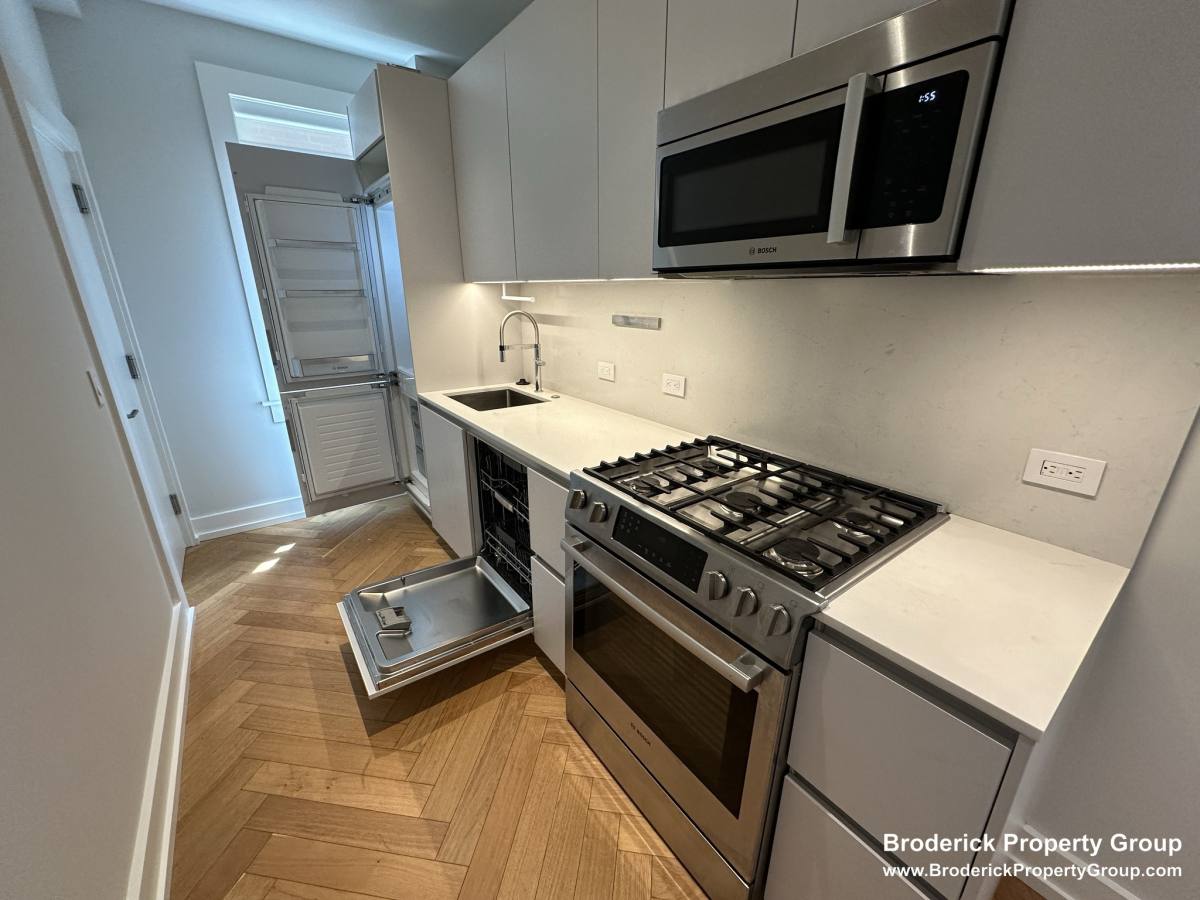 Apartment for rent at 16 Forest St #4, Cambridge, MA 02140
