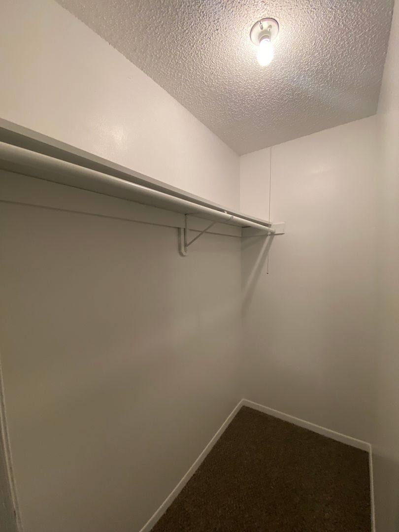 Apartment for rent at 2120 E Caulder Ave, Des Moines, IA 50320