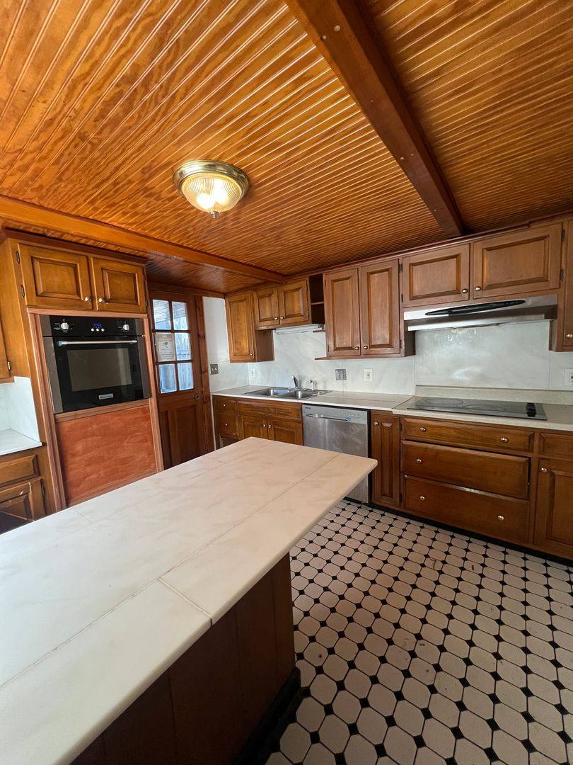 House for rent at 318 S Third St, Columbia, PA 17512