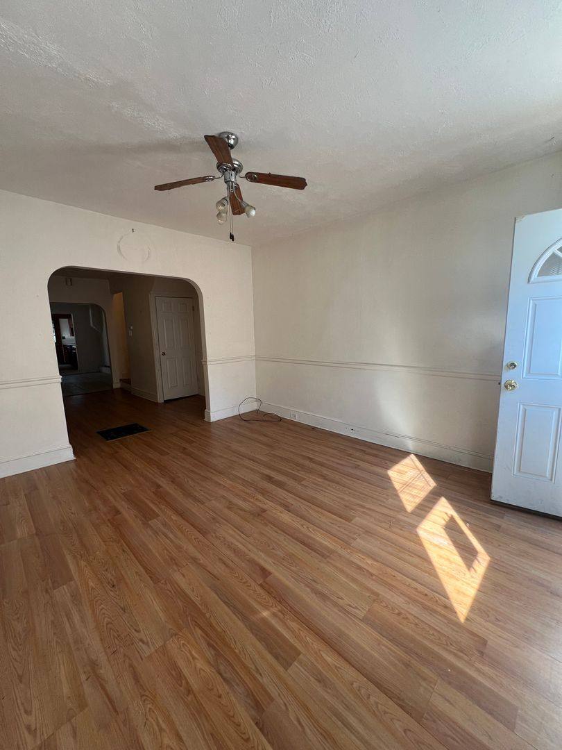 House for rent at 318 S Third St, Columbia, PA 17512