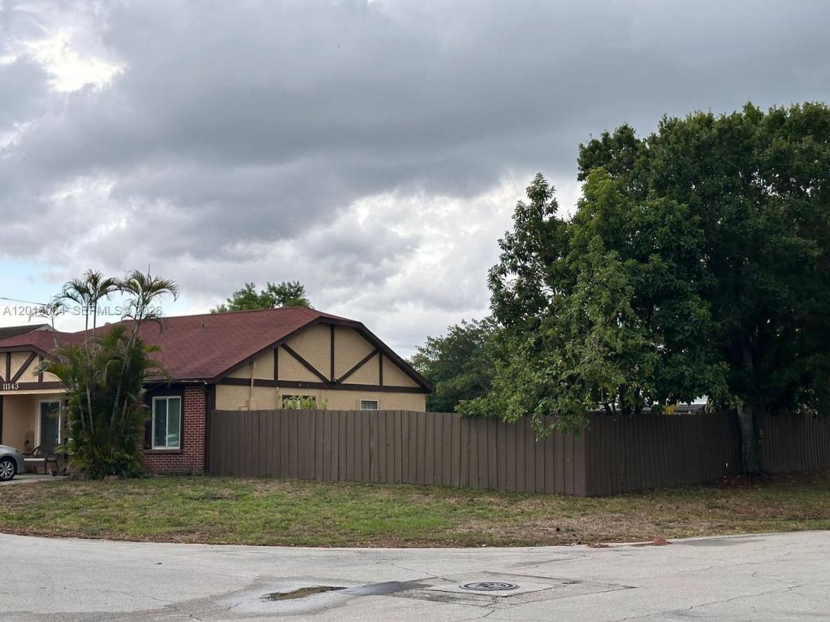 House for rent at 11143 Model Circle, Boca Raton, FL 33428