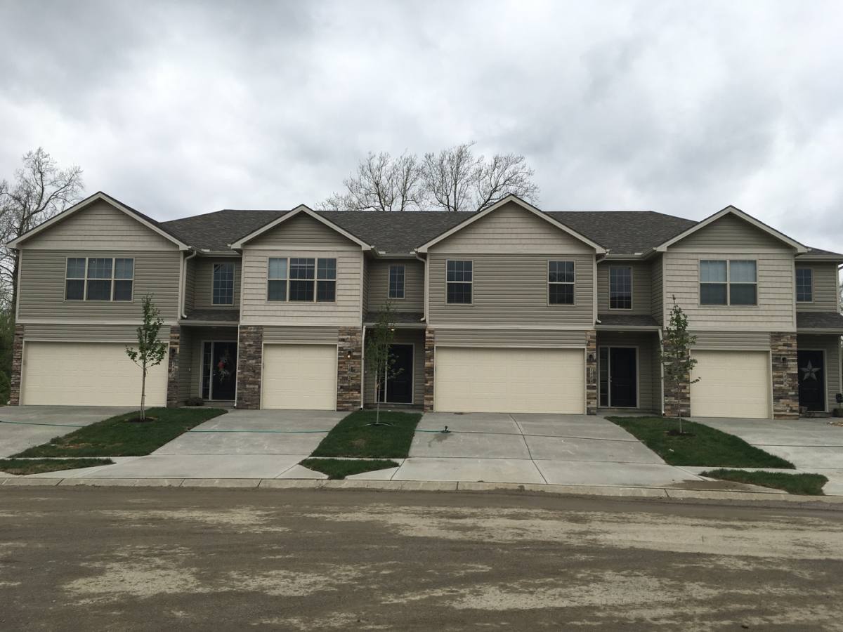 Townhouse for rent at 1402 NE Mary Court, Grain Valley, MO 64029