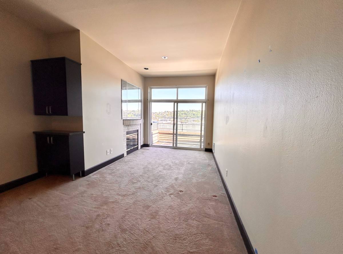 Condo for rent at 1504 Aurora Ave N, Seattle, WA 98109
