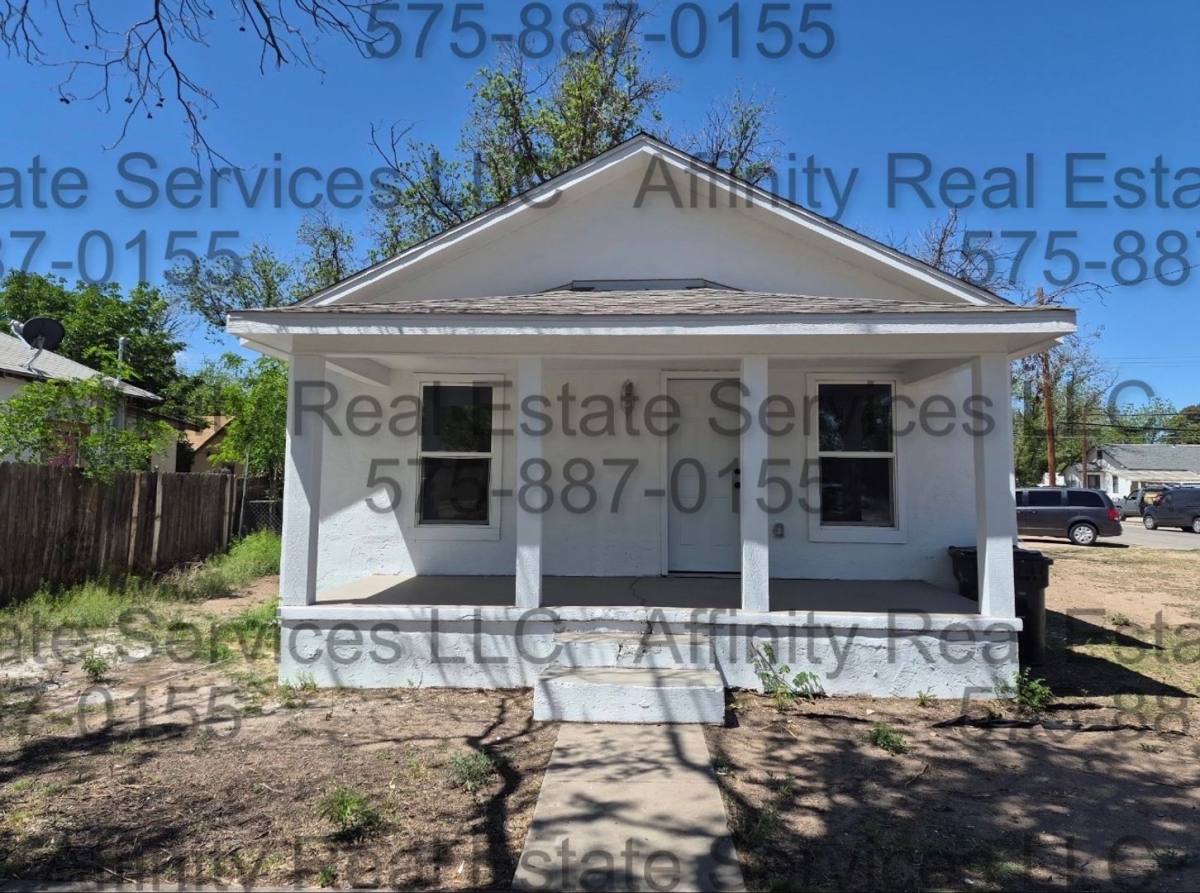House for rent at 613 N Guadalupe St, Carlsbad, NM 88220