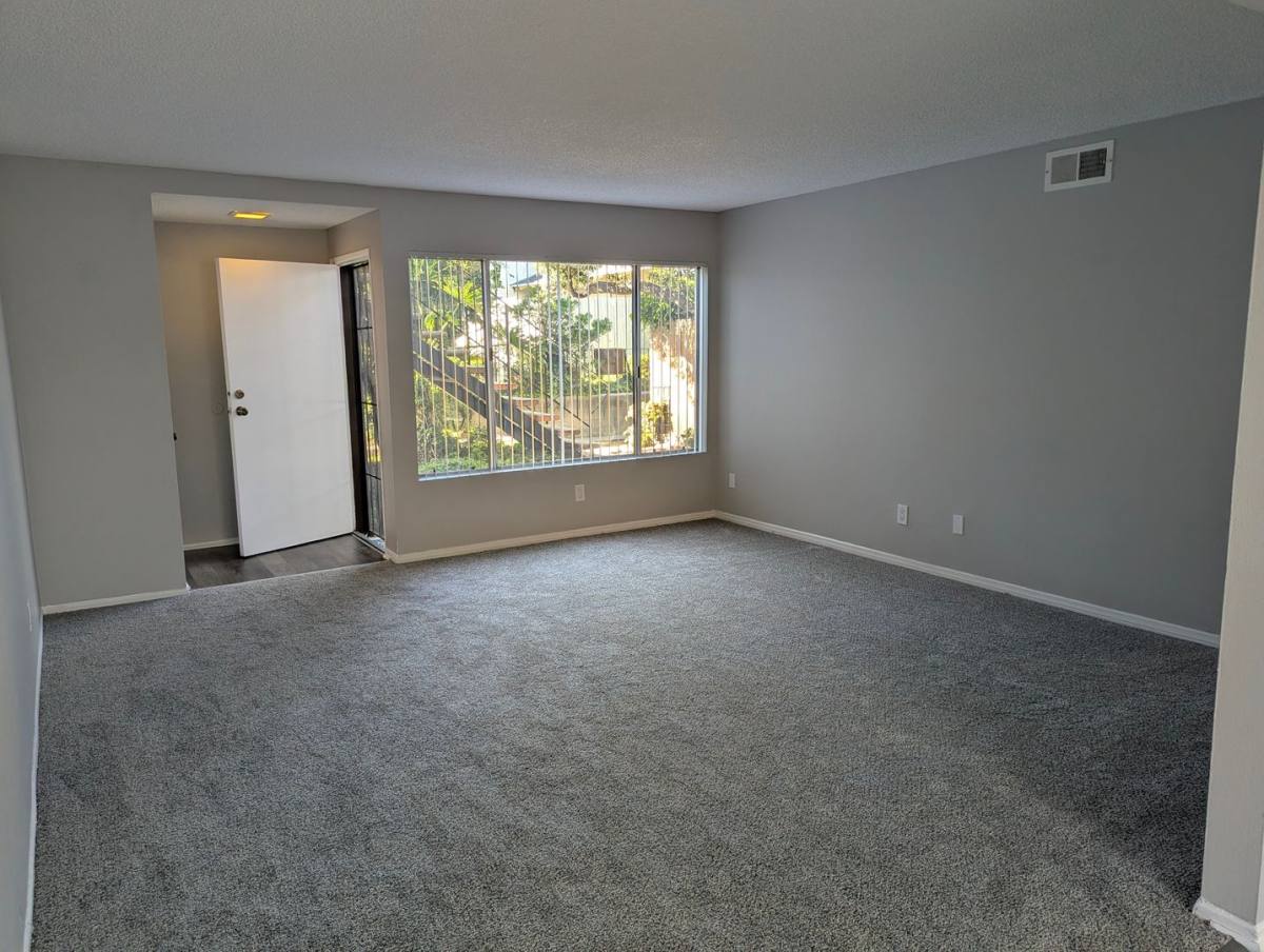 Apartment for rent at 17031 Pinehurst Lane, Huntington Beach, CA 92647