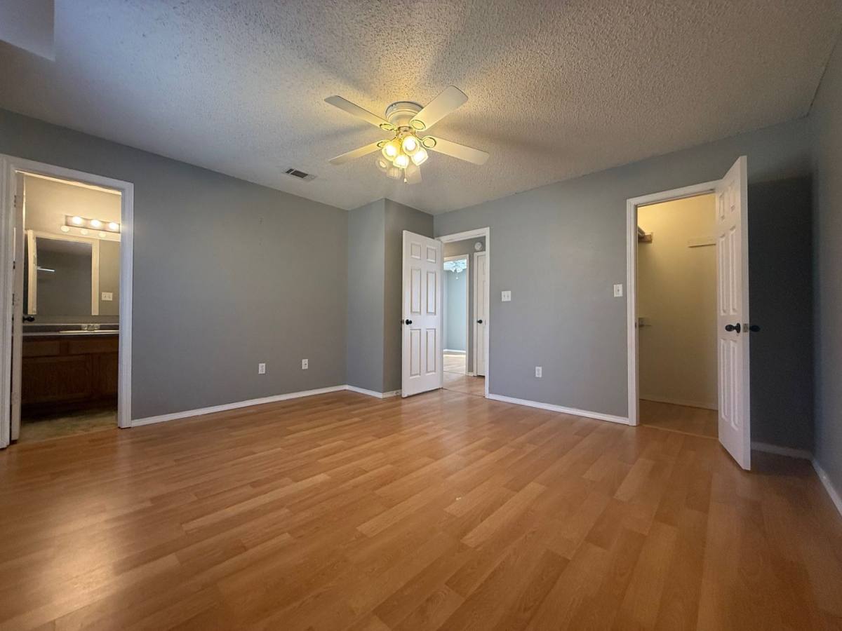 House for rent at 14108 Cherry Hill Rd, Alexander, AR 72002