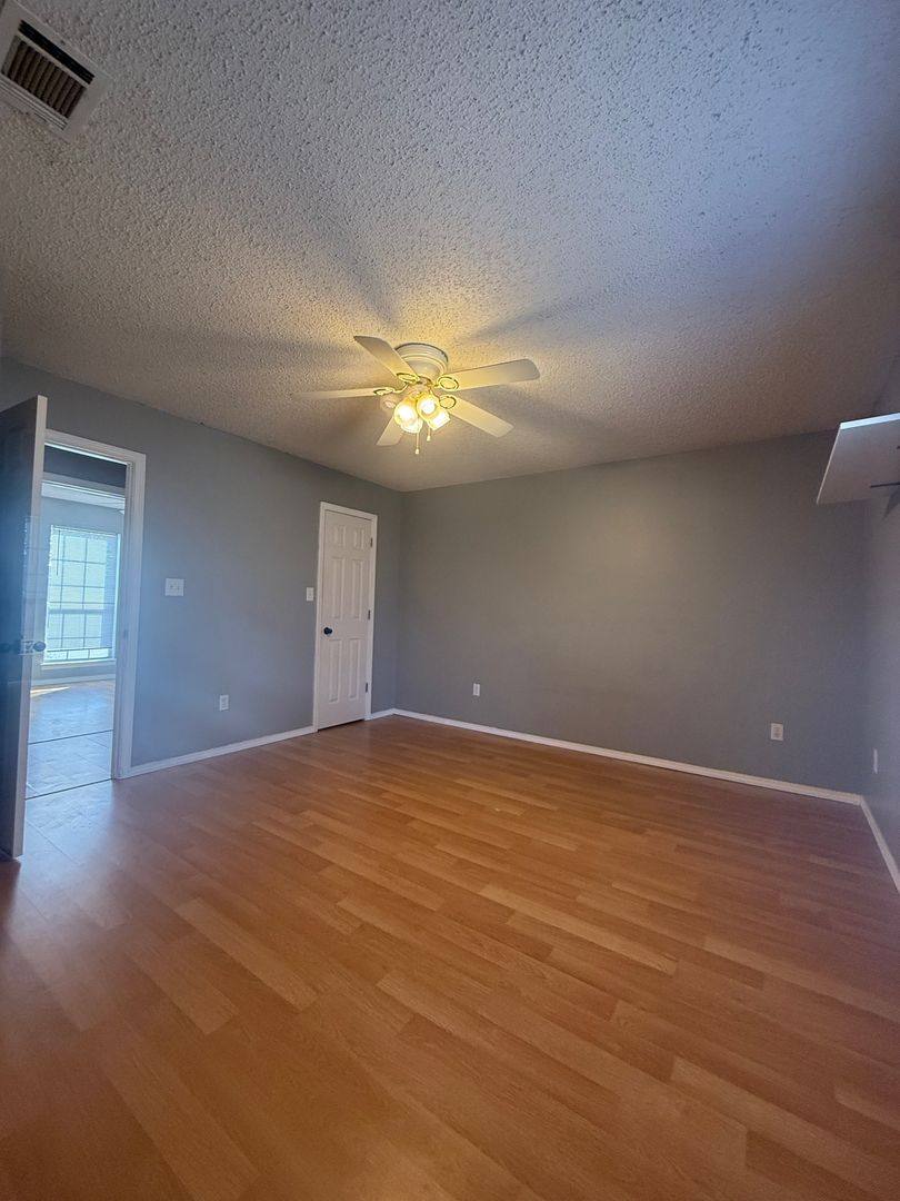 House for rent at 14108 Cherry Hill Rd, Alexander, AR 72002