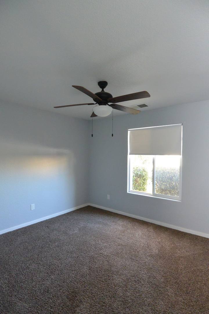 House for rent at 1724 S Grand, Visalia, CA 93292