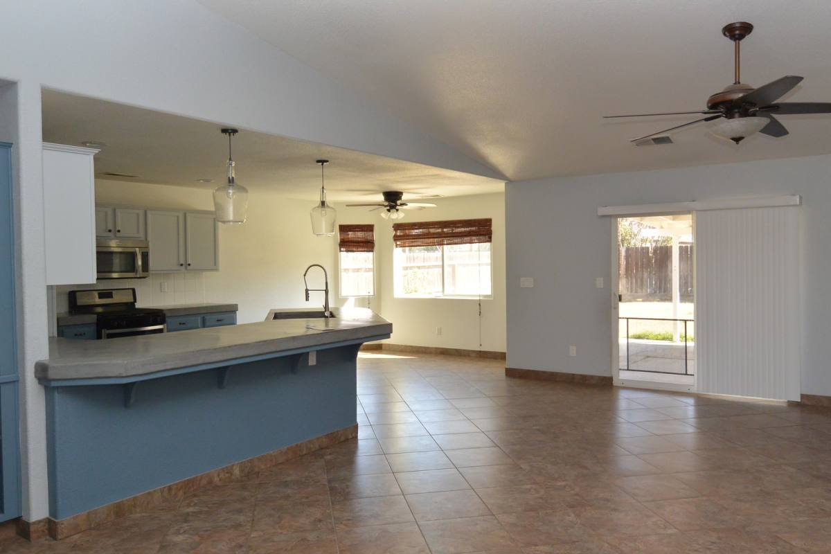 House for rent at 1724 S Grand, Visalia, CA 93292