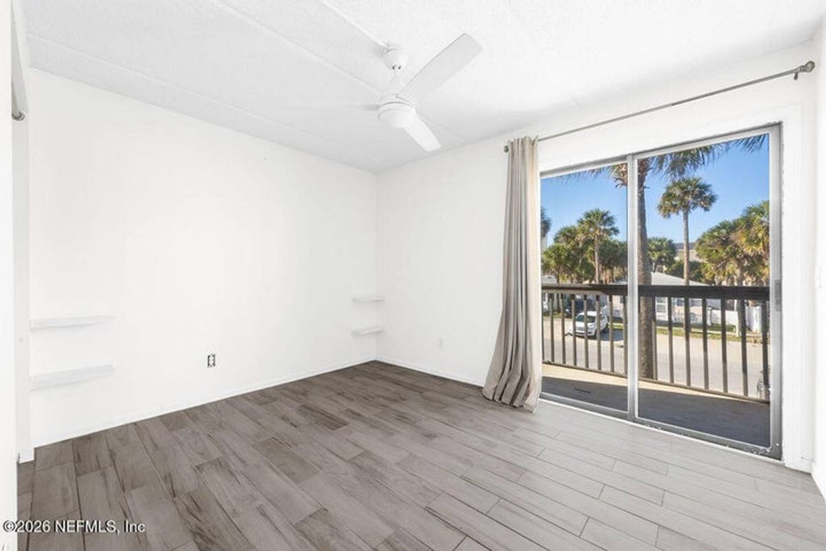 Apartment for rent at 400 1st St, Jacksonville Beach, FL 32250