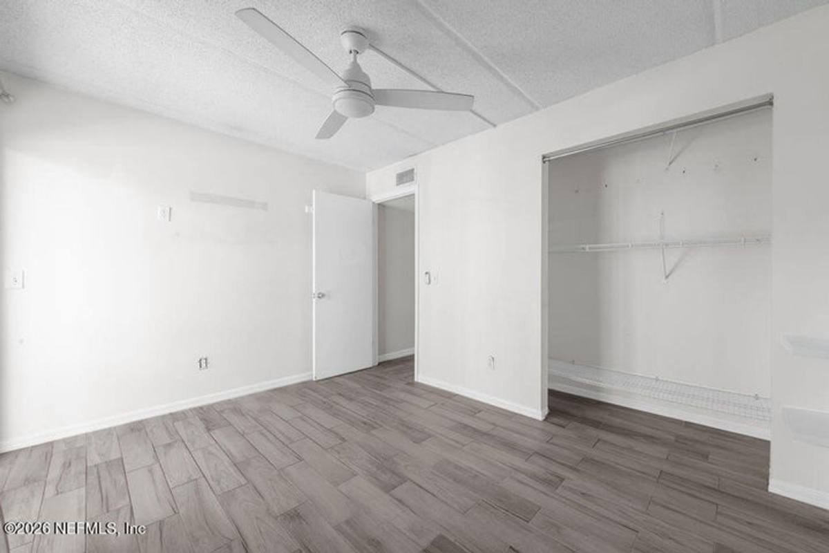 Apartment for rent at 400 1st St, Jacksonville Beach, FL 32250