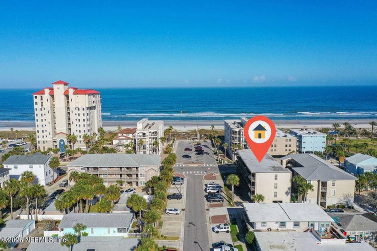 Apartment for rent at 400 1st St, Jacksonville Beach, FL 32250
