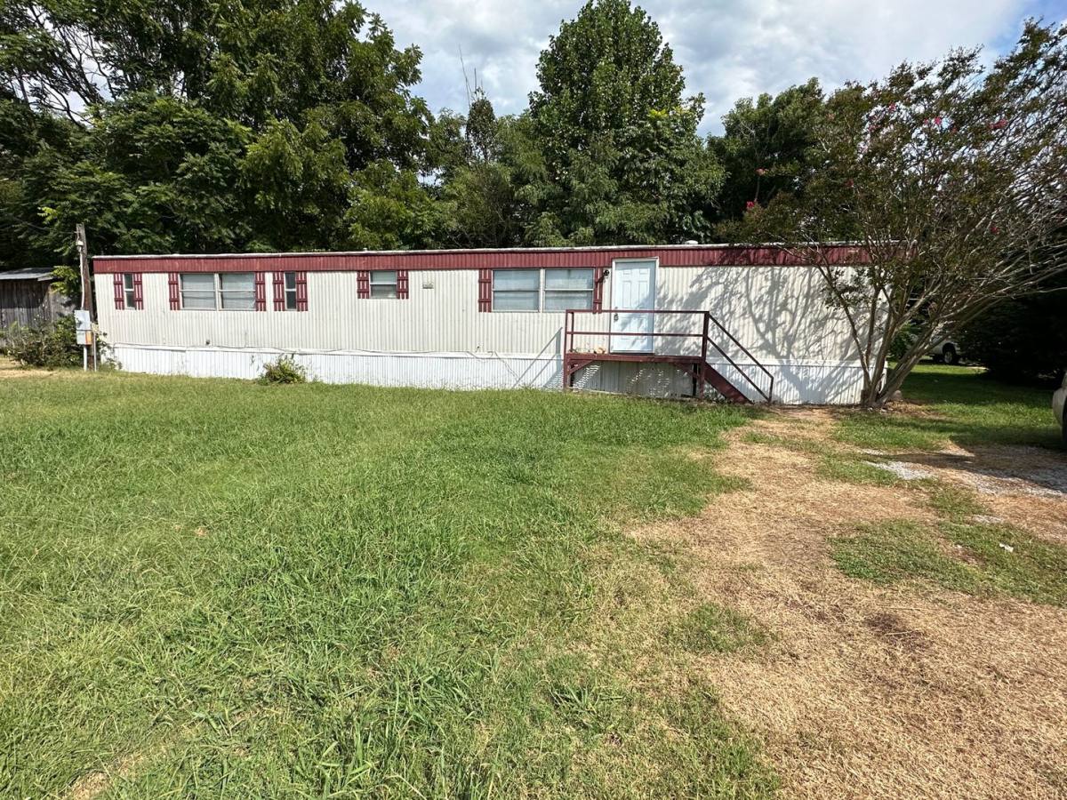 House for rent at 155 Valentine Dr, Lynch Station, VA 24571