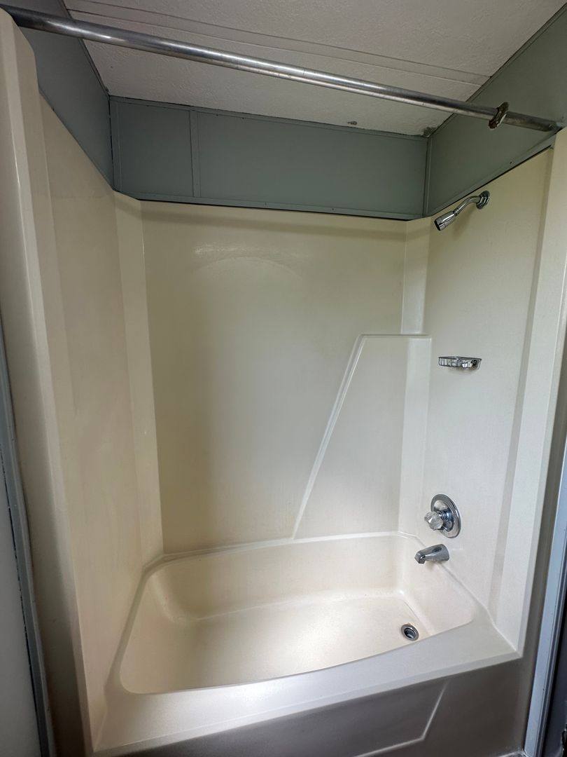 House for rent at 155 Valentine Dr, Lynch Station, VA 24571
