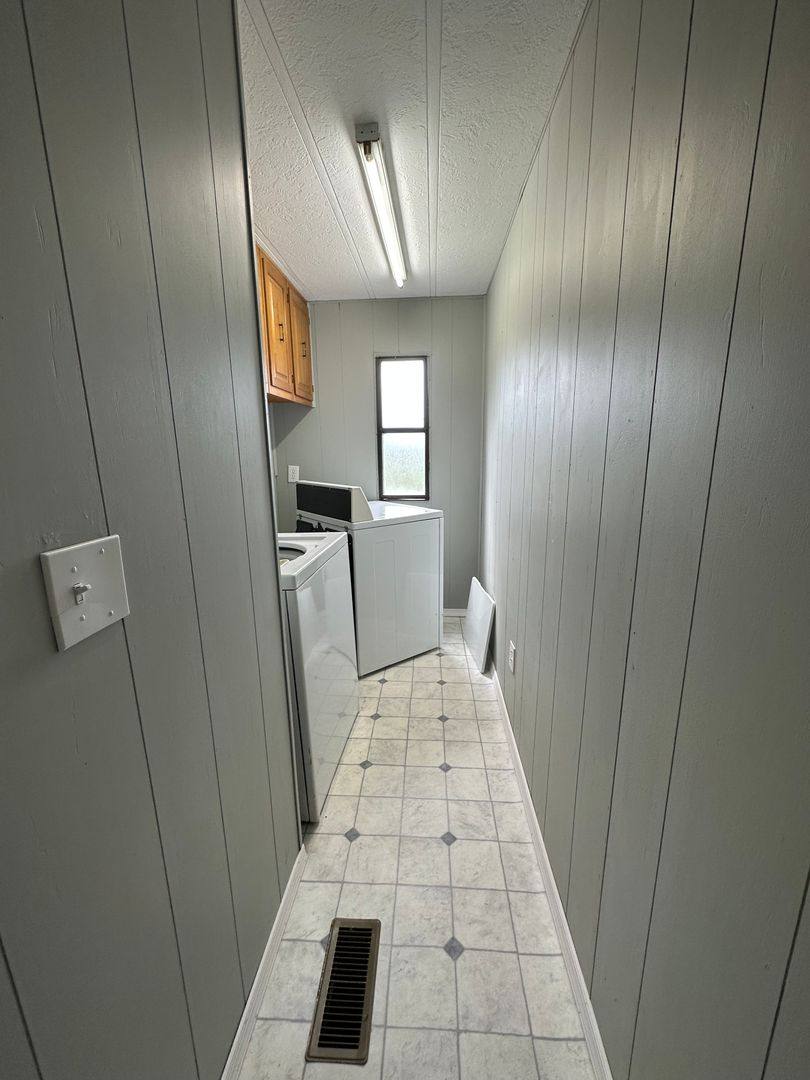 House for rent at 155 Valentine Dr, Lynch Station, VA 24571