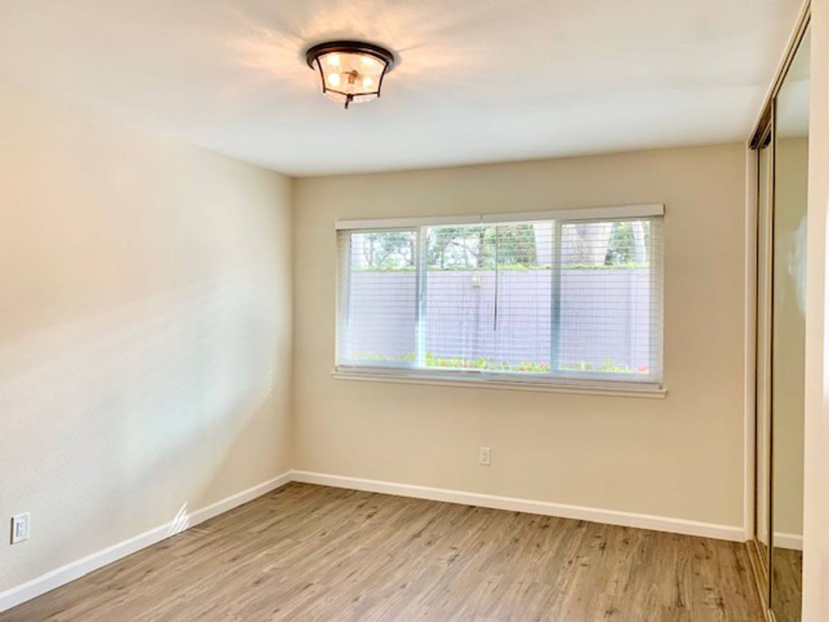 House for rent at 109 E Channel Islands Blvd, Port Hueneme, CA 93041