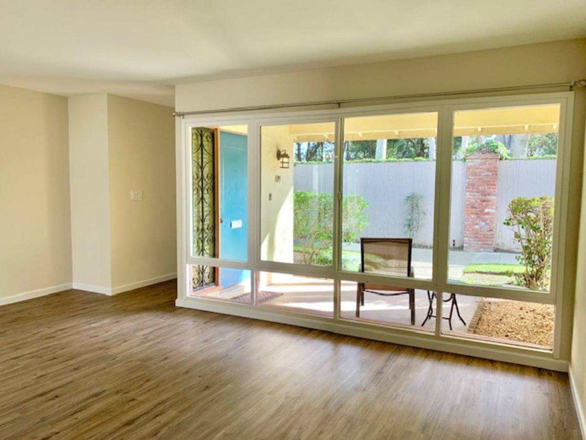 House for rent at 109 E Channel Islands Blvd, Port Hueneme, CA 93041