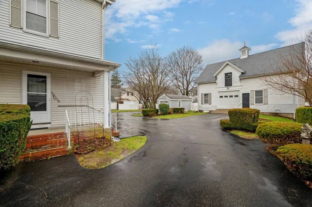 Apartment for rent at 7 Fay St #2, Taunton, MA 02780
