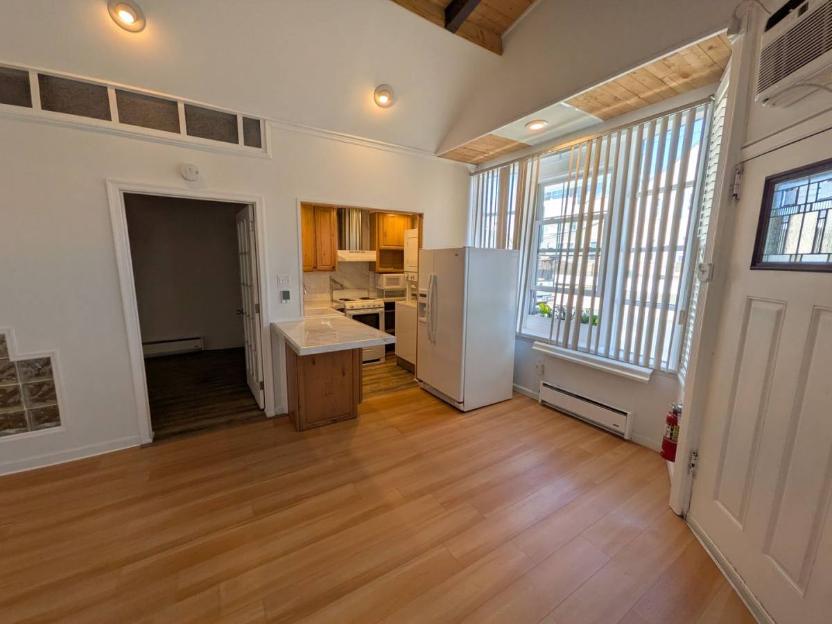 House for rent at 352 Jefferson Ave, Bristol, PA 19007