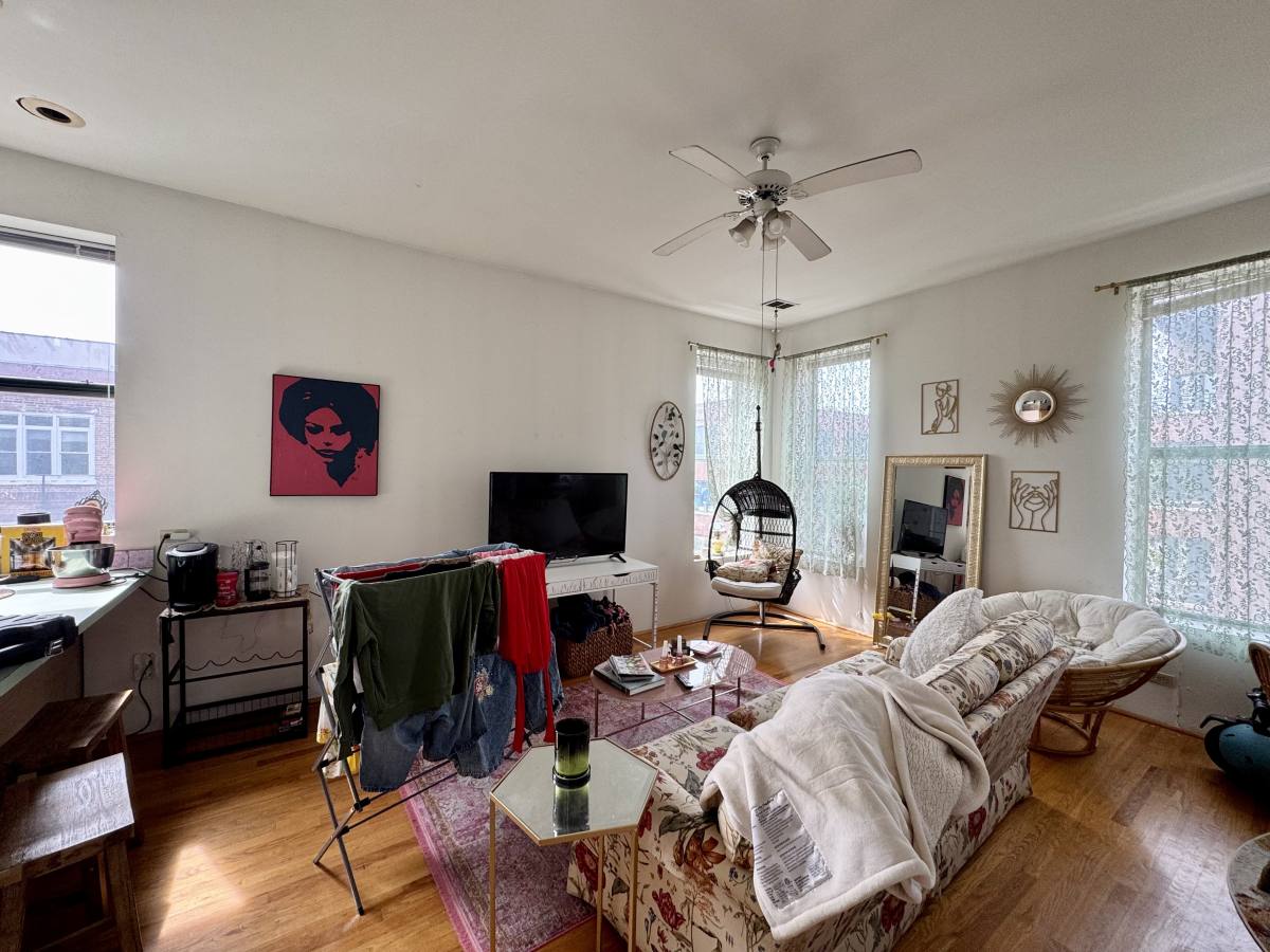 Apartment for rent at 1825 W N Ave #2A, Chicago, IL 60622