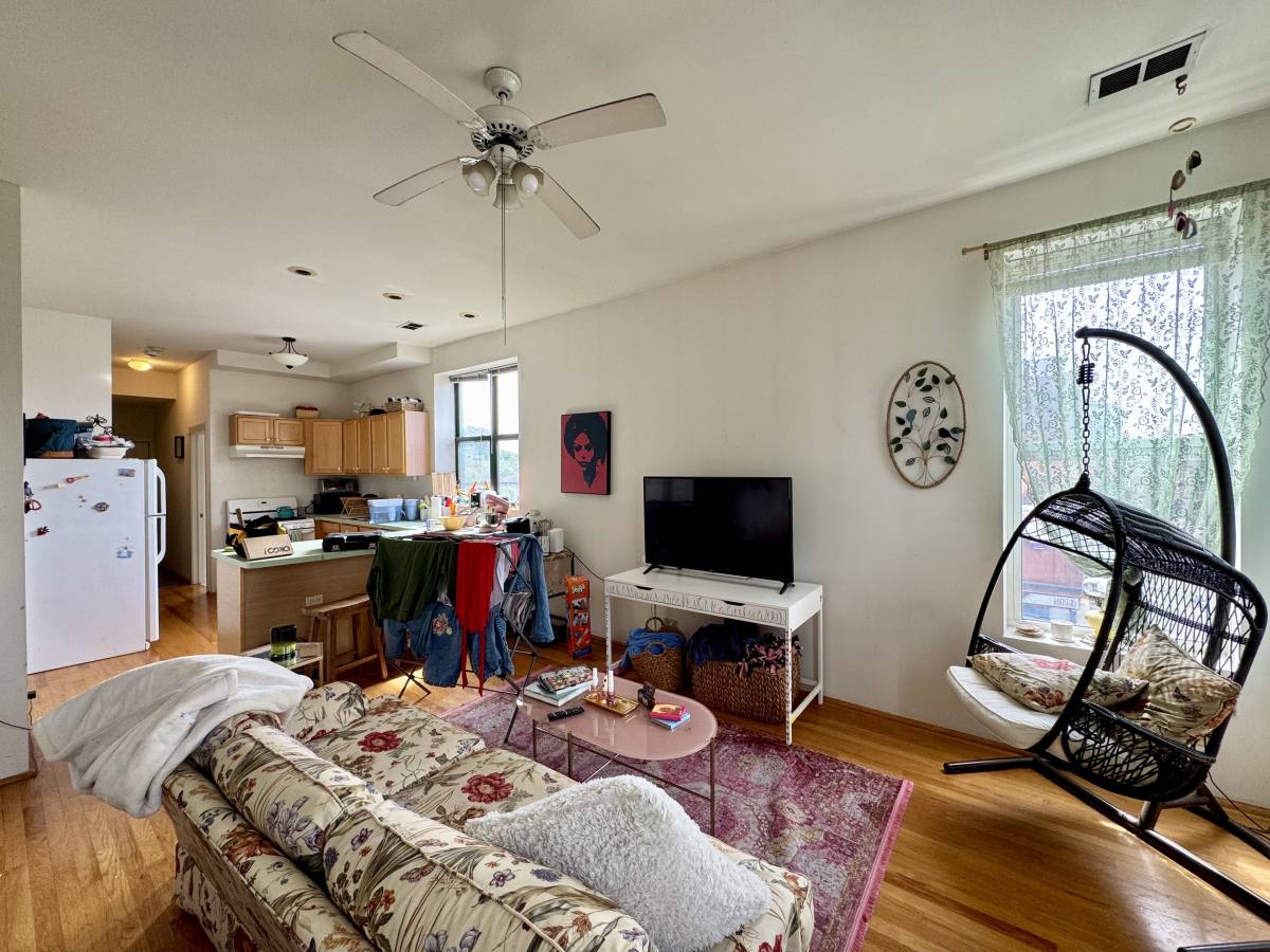 Apartment for rent at 1825 W N Ave #2A, Chicago, IL 60622