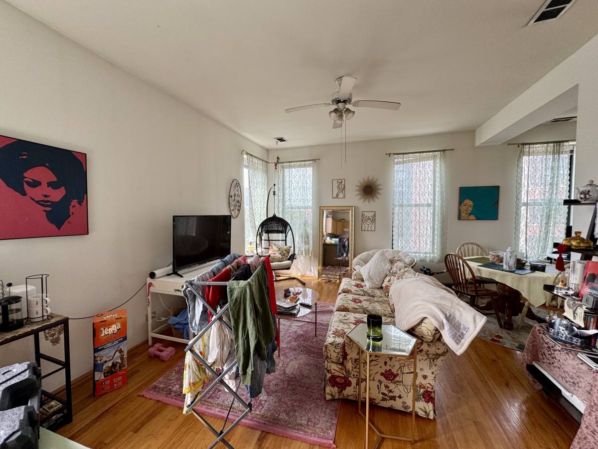 Apartment for rent at 1825 W N Ave #2A, Chicago, IL 60622