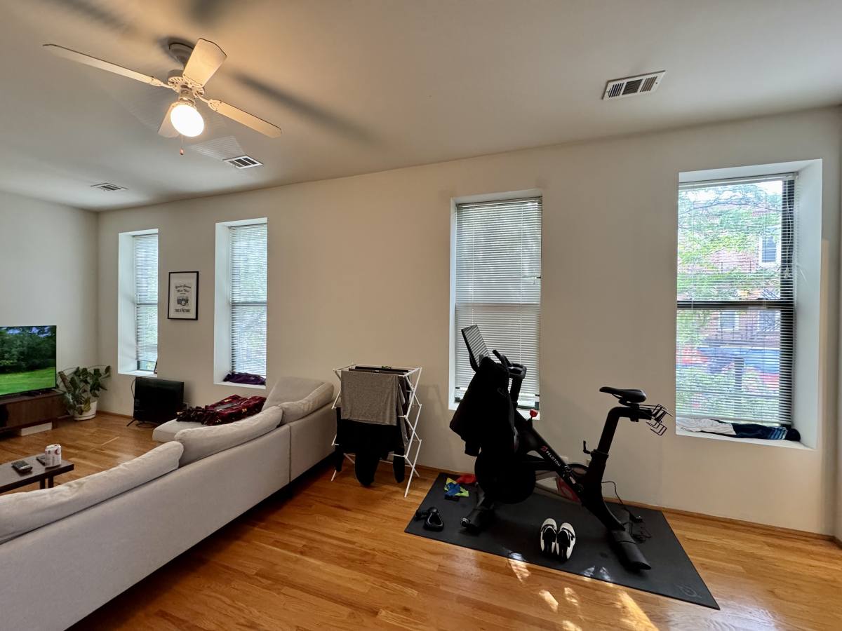 Apartment for rent at 1825 W N Ave #1B, Chicago, IL 60622