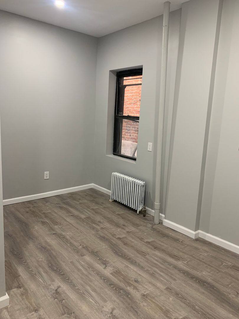 Apartment for rent at 162 Willow St, Yonkers, NY 10701