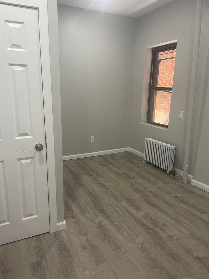 Apartment for rent at 162 Willow St, Yonkers, NY 10701