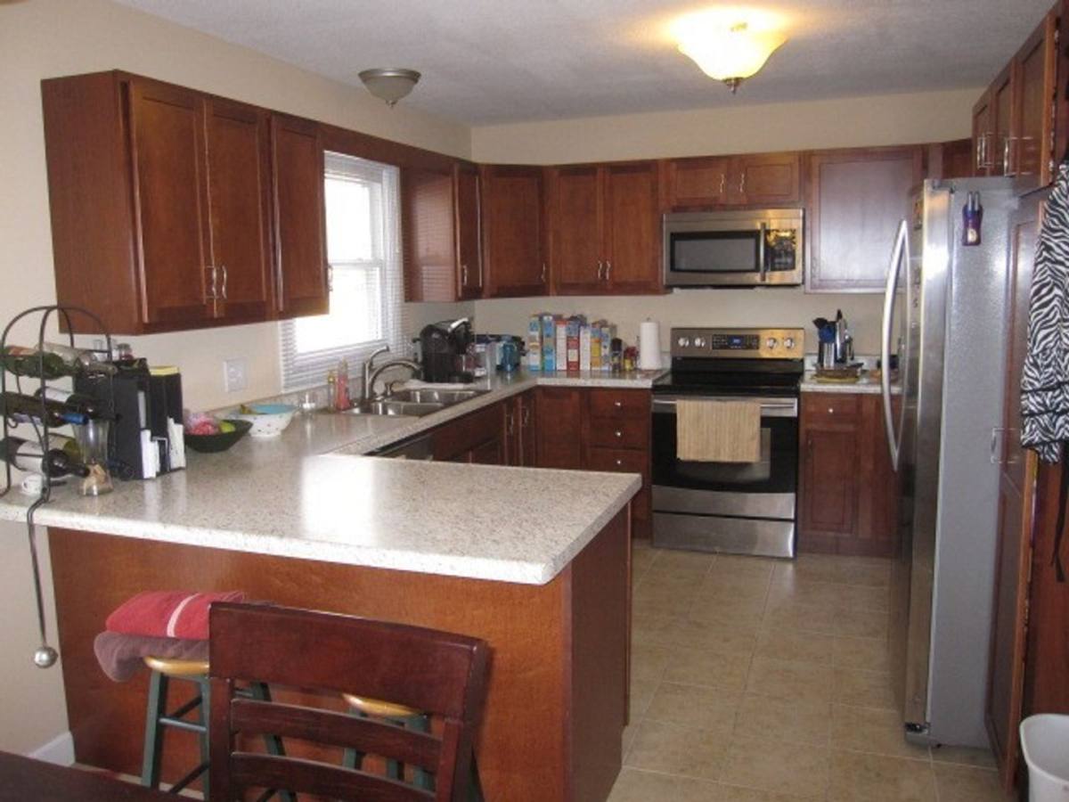 House for rent at 2317 Butternut Court, Champaign, IL 61821