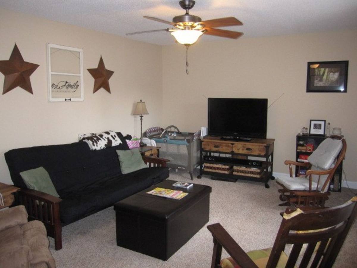 House for rent at 2317 Butternut Court, Champaign, IL 61821