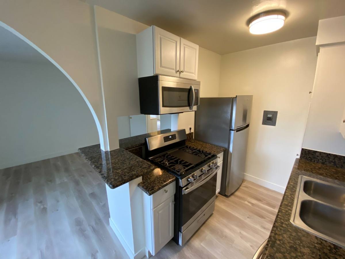 Apartment for rent at 12737 Matteson Ave, Los Angeles, CA 90066