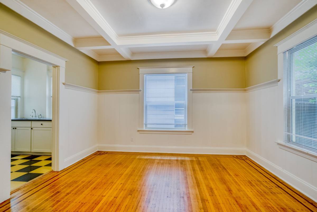 Apartment for rent at 1124 SW Columbia St, Portland, OR 97201