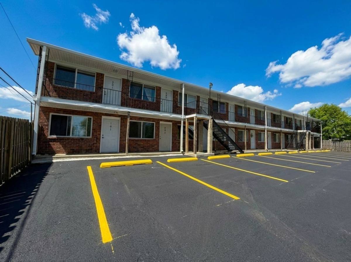 Apartment for rent at 337 N Butler Ave, Marion, IN 46952