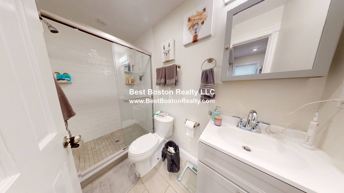 House for rent at 317 Hurley St #1, Cambridge, MA 02141