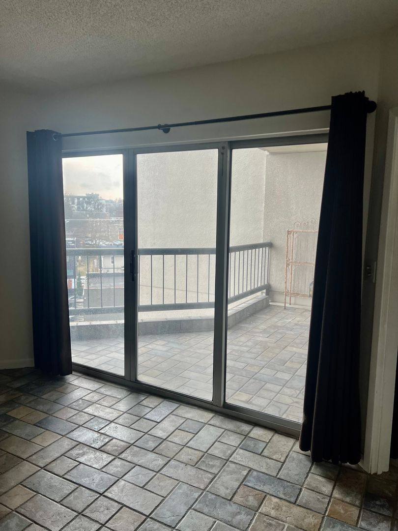 Apartment for rent at 900 19th Ave S, Nashville, TN 37212