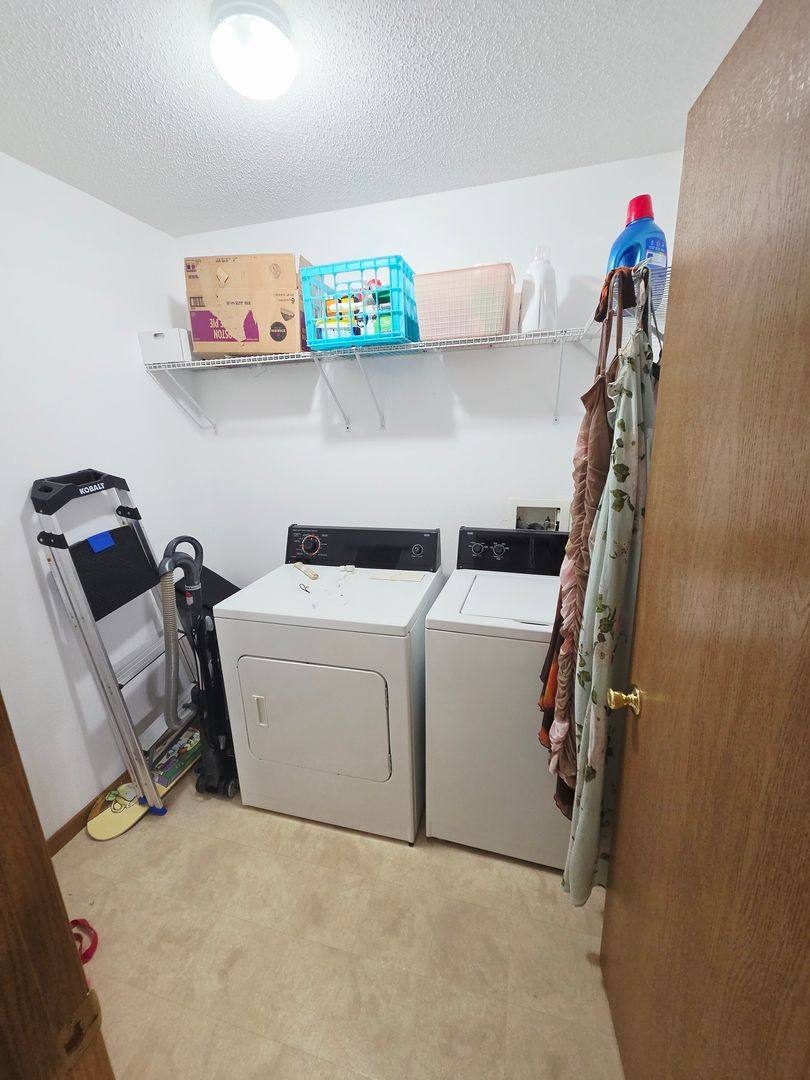 Apartment for rent at 1909 Kyle Lane NW, Mandan, ND 58554