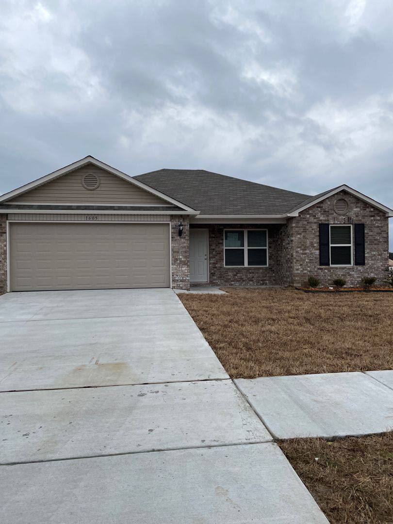 House for rent at 1605 Ryder St, Conway, AR 72032