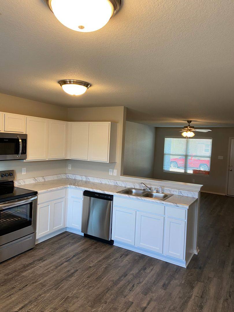 House for rent at 1605 Ryder St, Conway, AR 72032